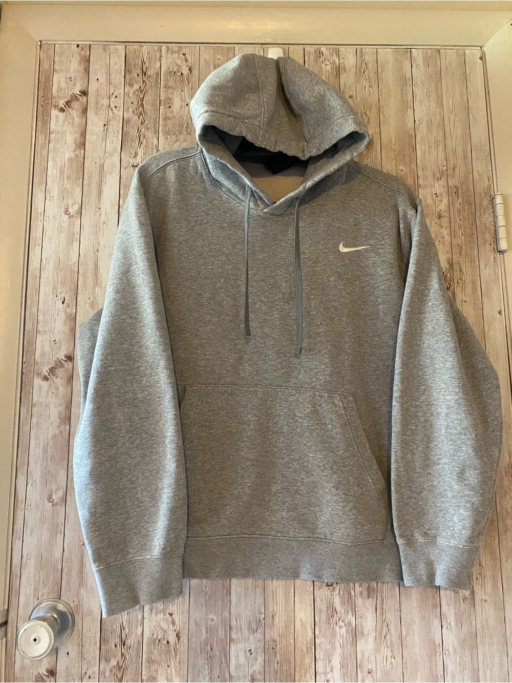 Nike Women's size large gray hoodie swoosh pullover sweater
